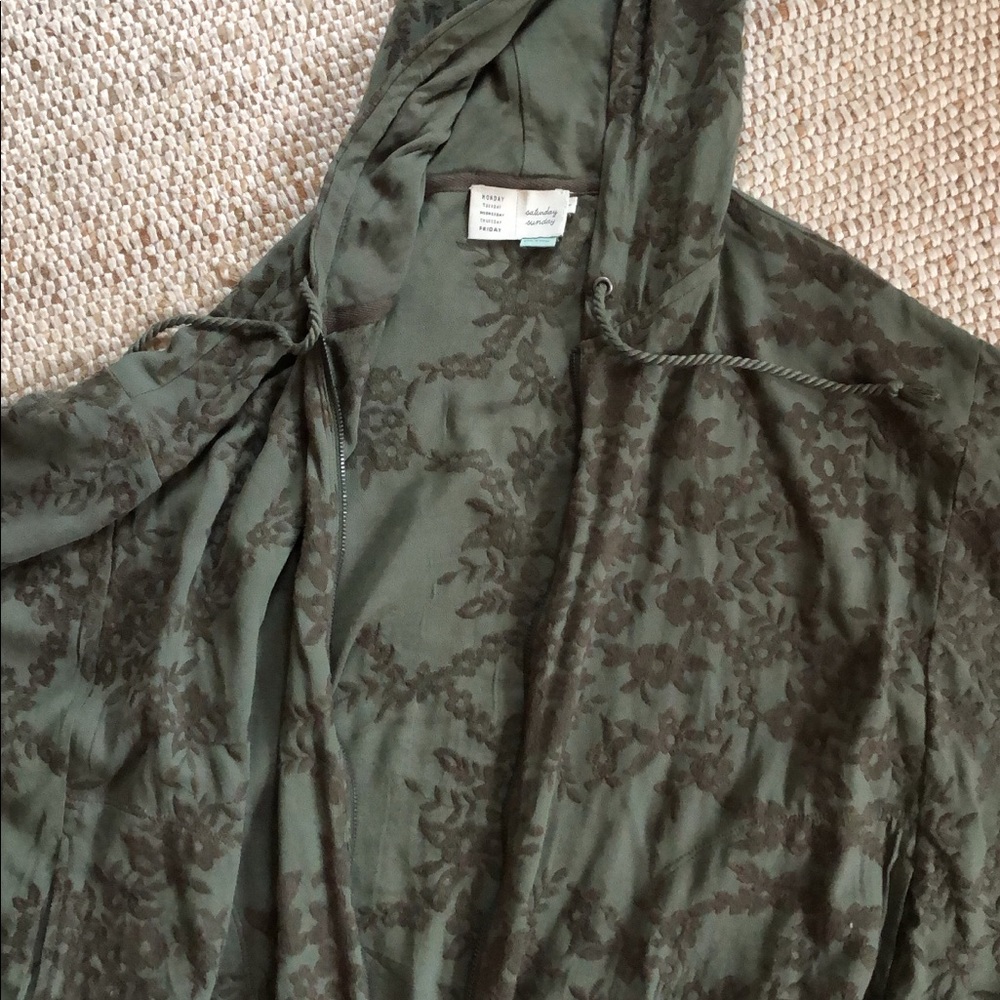 Anthropologie jacket MOSTLY NEW, size SMALL! Slightly oversized.